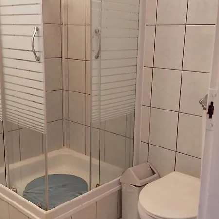 Takacs-haz 아파트 *