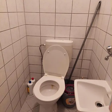 Takacs-haz * 기에네스디아스