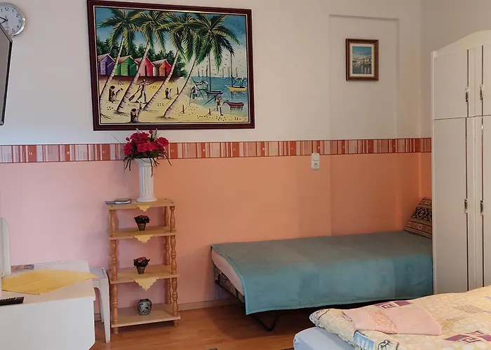 Takacs-haz Apartment *